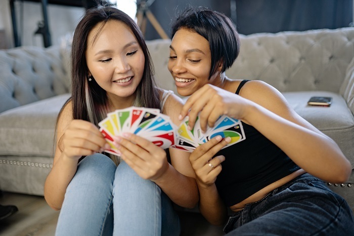 Uno Nasıl Oynanır | Uno Özel Kart Özellikleri Nelerdir?
